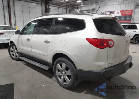 2011 Chevrolet Traverse 1Lt из США, поврежденный, VIN 1GNKRGED3BJ341058